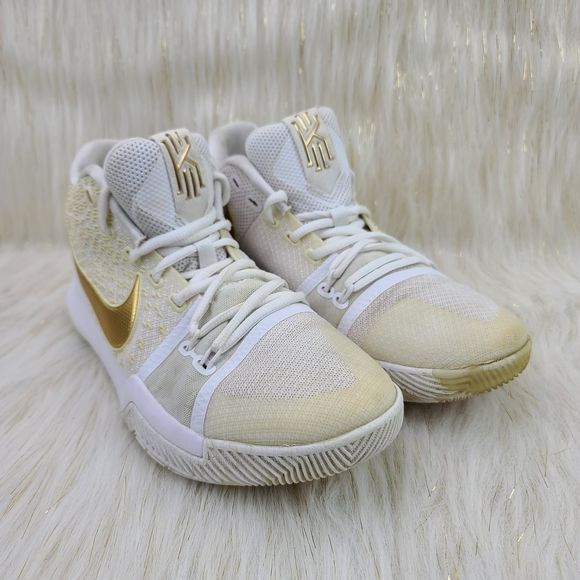 kyrie 3 finals gold